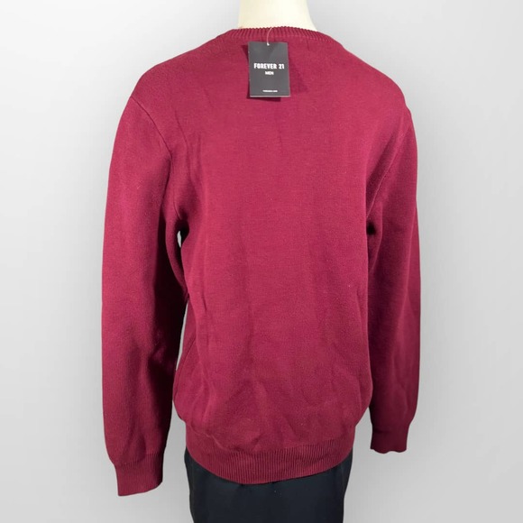 Forever 21 Men (M) Portrait Line Art Graphic Sweater Burgundy/Red NWT - Picture 4 of 8